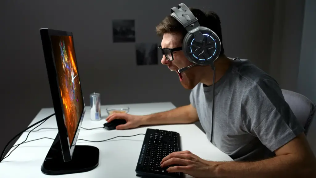 Микро-развлечения онлайн: почему короткие форматы захватывают внимание